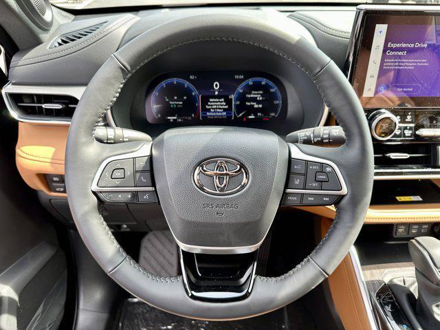 new 2025 Toyota Highlander car, priced at $54,521