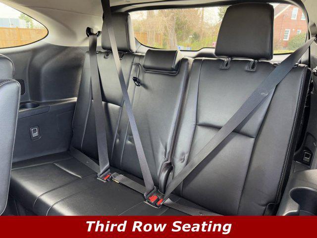 used 2022 Toyota Highlander car, priced at $35,348