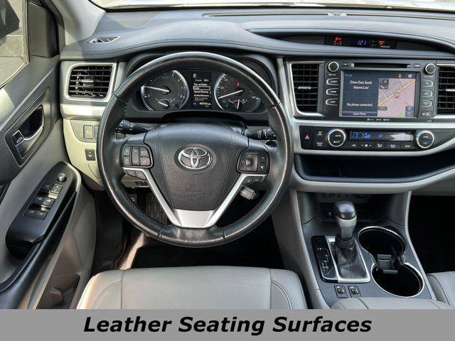 used 2019 Toyota Highlander car, priced at $23,533