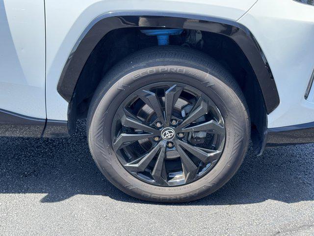 used 2022 Toyota RAV4 Hybrid car, priced at $33,918