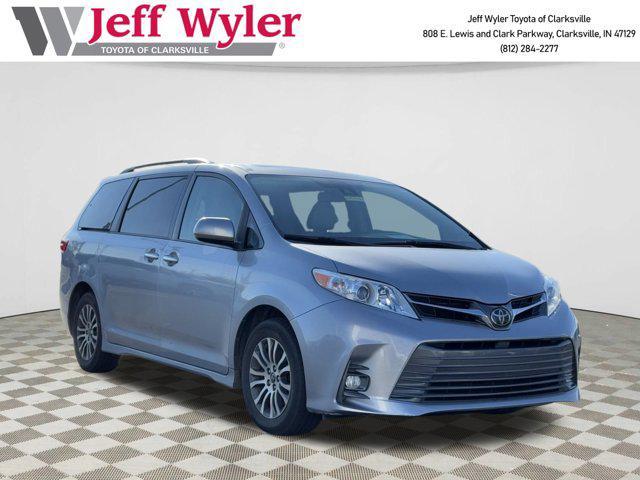 used 2018 Toyota Sienna car, priced at $26,902