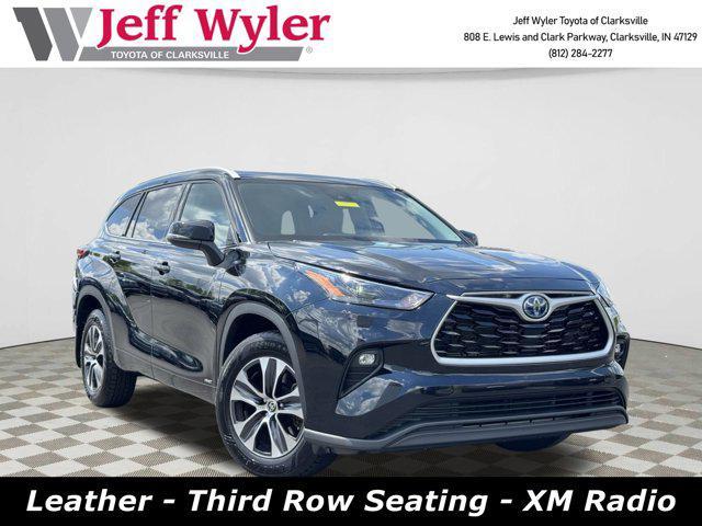 used 2022 Toyota Highlander Hybrid car, priced at $33,796