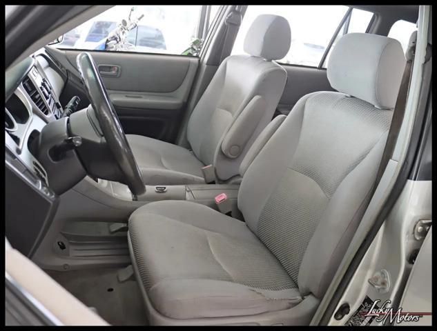 used 2006 Toyota Highlander car, priced at $5,980