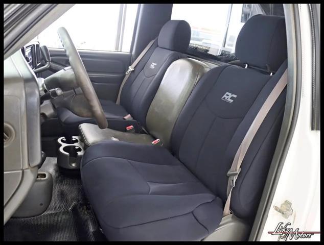 used 2004 Chevrolet Silverado 2500 car, priced at $10,980