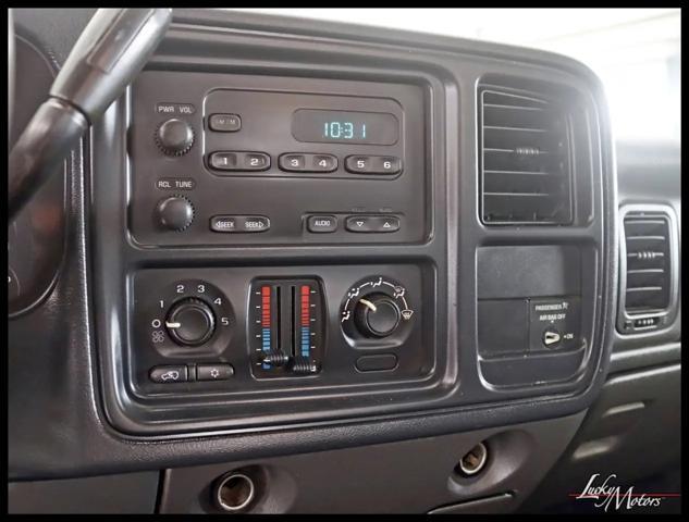 used 2004 Chevrolet Silverado 2500 car, priced at $10,980