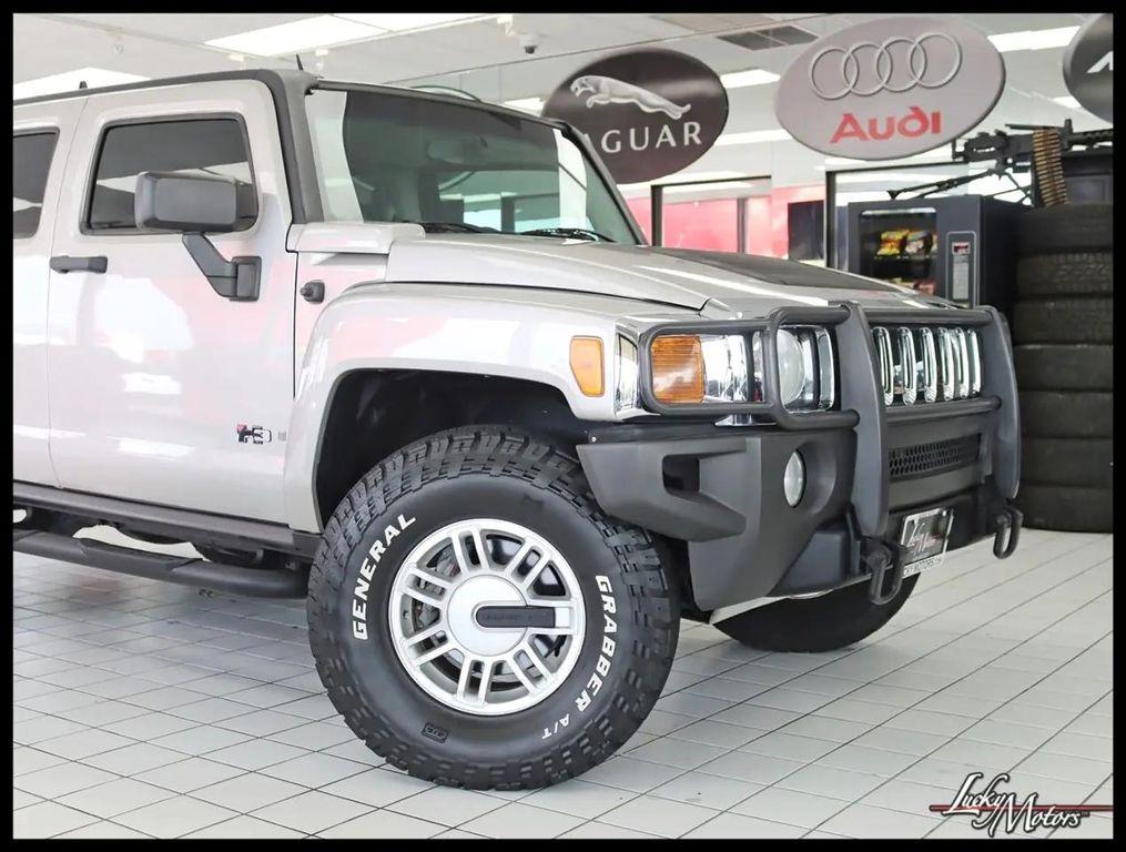 used 2006 Hummer H3 car, priced at $9,890