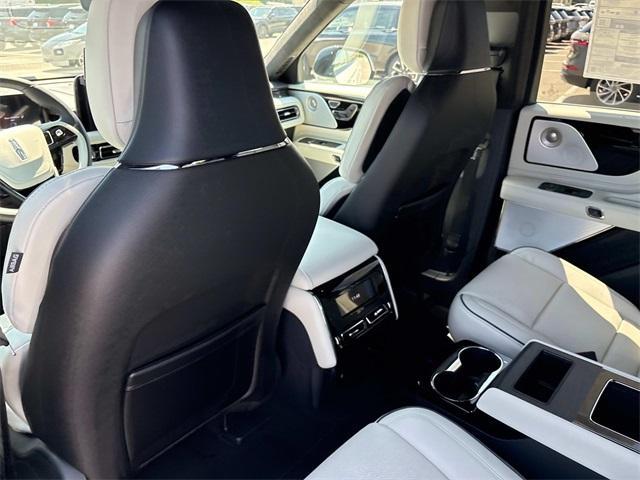 new 2025 Lincoln Aviator car, priced at $92,183