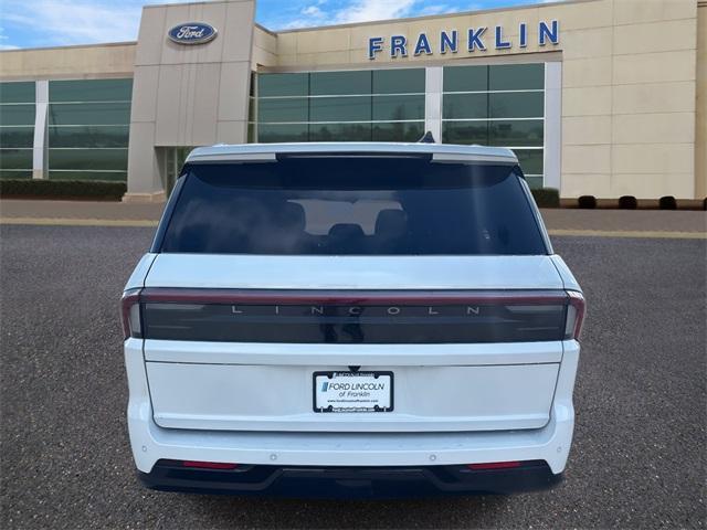 new 2025 Lincoln Navigator L car, priced at $109,615