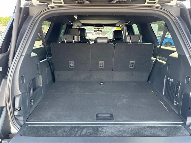 new 2025 Lincoln Navigator L car, priced at $109,615