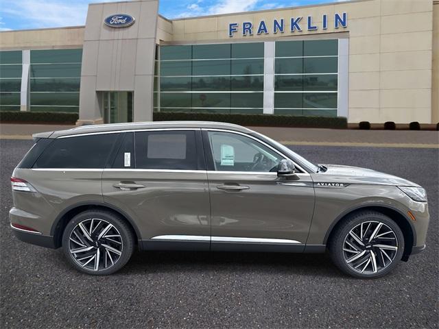 new 2025 Lincoln Aviator car, priced at $78,450