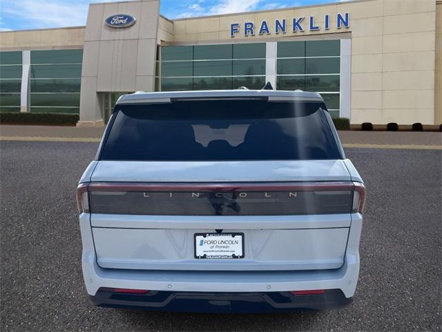 new 2025 Lincoln Navigator L car, priced at $123,450