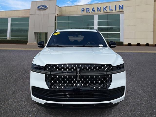 new 2025 Lincoln Navigator L car, priced at $123,450