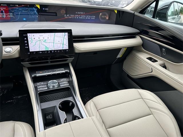 new 2025 Lincoln Nautilus car, priced at $53,609