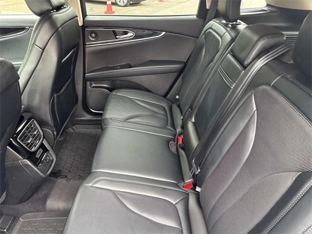used 2022 Lincoln Nautilus car, priced at $31,222