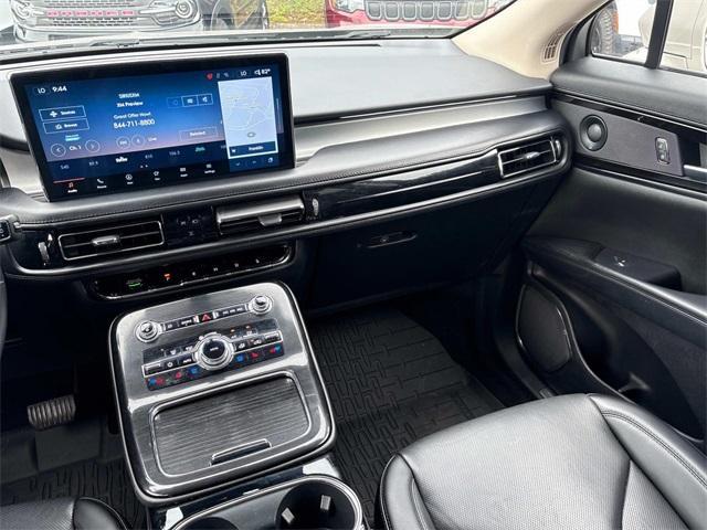 used 2022 Lincoln Nautilus car, priced at $31,222