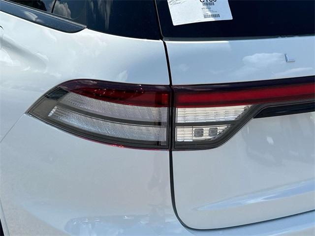 new 2025 Lincoln Aviator car, priced at $65,654