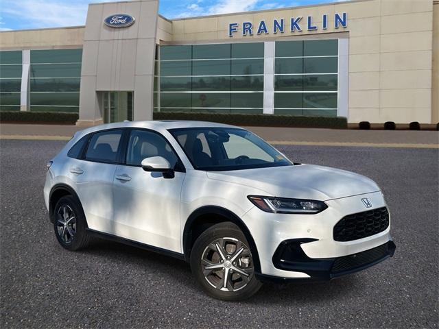 used 2025 Honda HR-V car, priced at $30,580