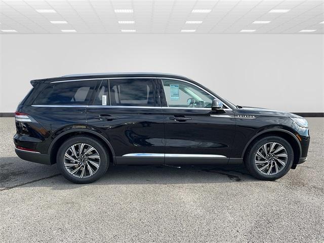 new 2025 Lincoln Aviator car, priced at $61,528