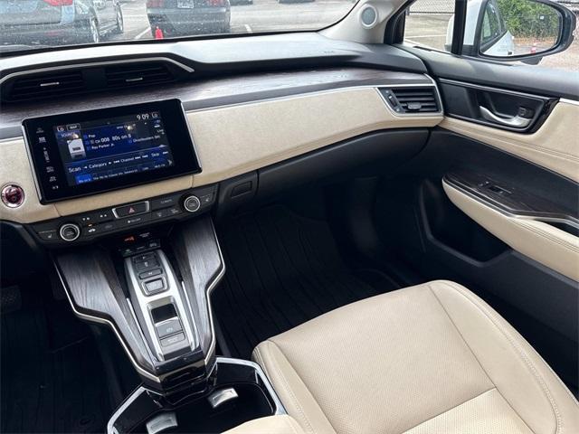 used 2018 Honda Clarity Plug-In Hybrid car, priced at $19,406