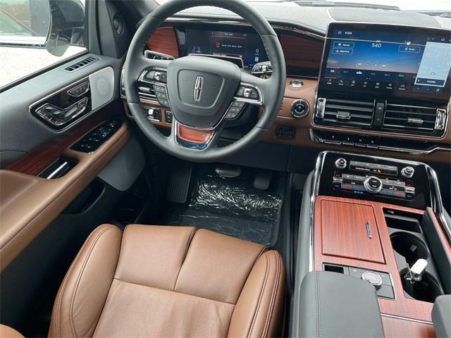 new 2024 Lincoln Navigator L car, priced at $104,317