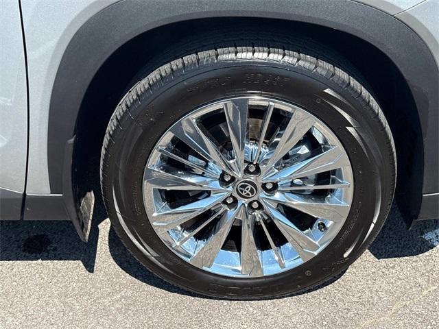 used 2024 Toyota Grand Highlander car, priced at $52,586