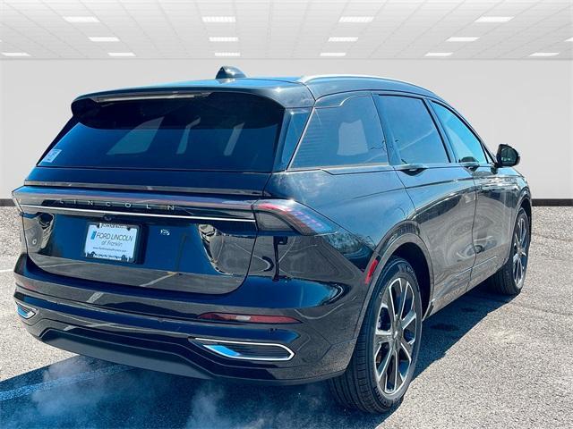 new 2025 Lincoln Nautilus car, priced at $66,223