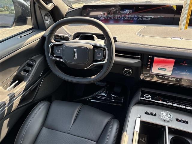 new 2025 Lincoln Navigator L car, priced at $109,430