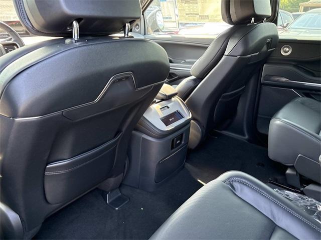 new 2025 Lincoln Navigator L car, priced at $109,430