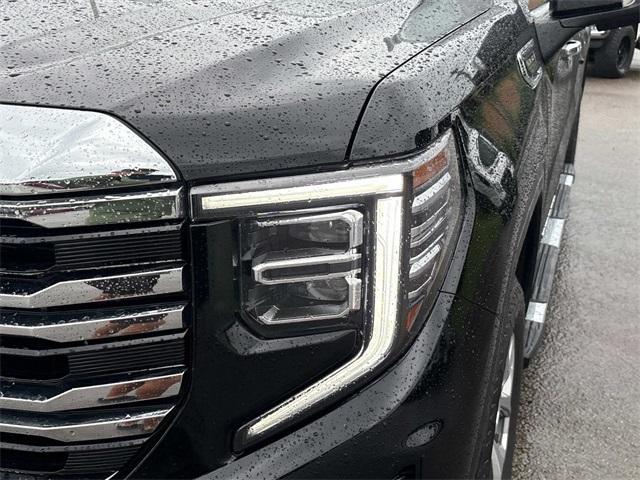 used 2023 GMC Sierra 1500 car, priced at $52,143