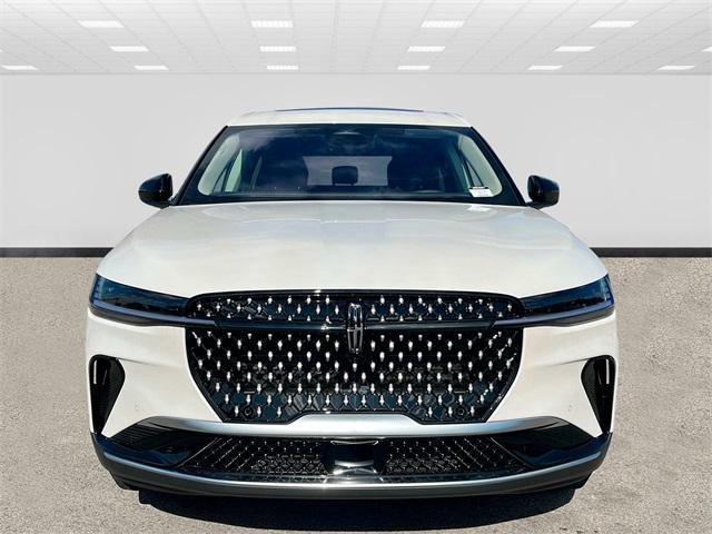 new 2025 Lincoln Nautilus car, priced at $58,920