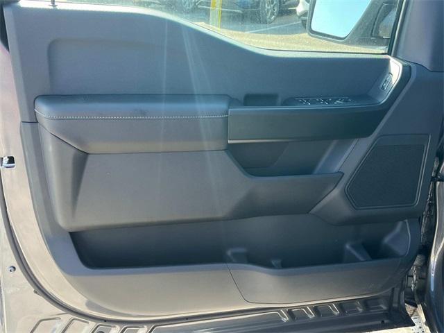 new 2025 Ford F-150 car, priced at $50,238