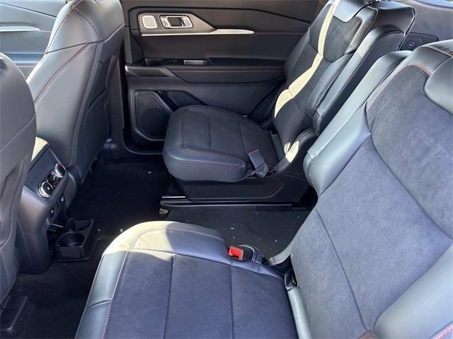 new 2025 Ford Explorer car, priced at $58,452