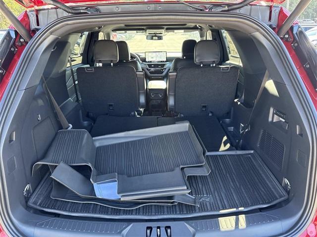 new 2025 Ford Explorer car, priced at $58,452