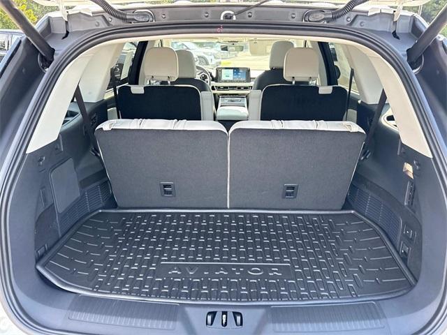 new 2025 Lincoln Aviator car, priced at $66,295