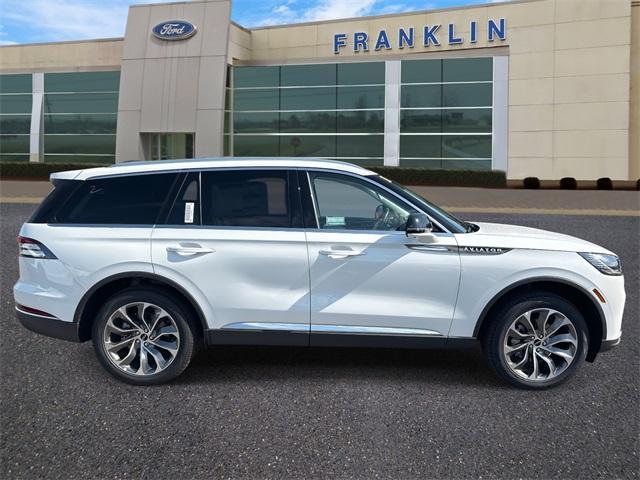 new 2025 Lincoln Aviator car, priced at $66,295