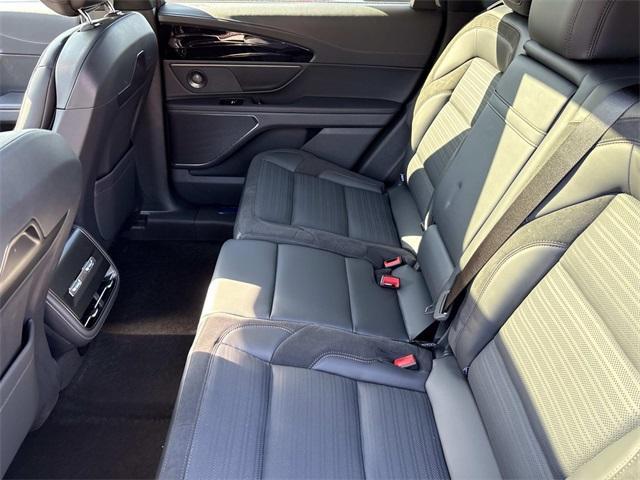new 2025 Lincoln Nautilus car, priced at $65,853