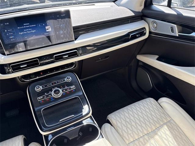 used 2021 Lincoln Nautilus car, priced at $36,696