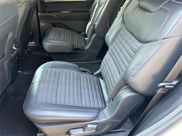 new 2025 Ford Explorer car, priced at $44,988