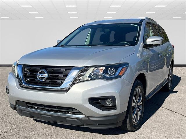 used 2019 Nissan Pathfinder car, priced at $21,525