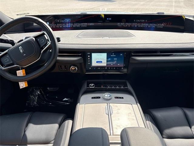 new 2025 Lincoln Navigator car, priced at $109,940