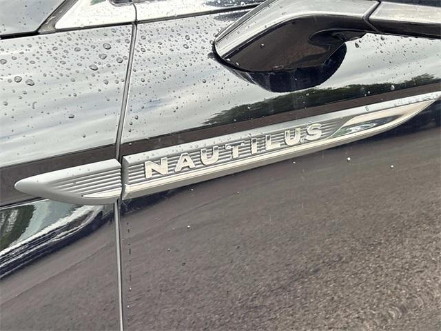 used 2022 Lincoln Nautilus car, priced at $36,258