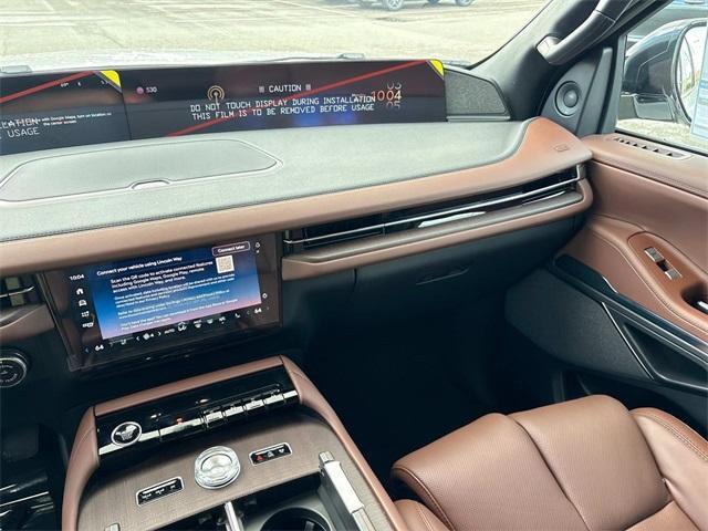 new 2025 Lincoln Navigator L car, priced at $106,300