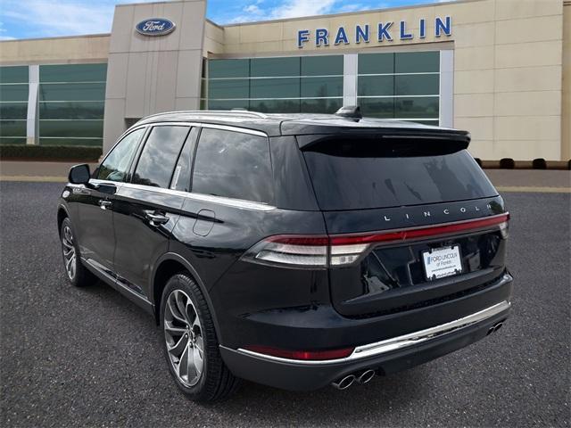 new 2025 Lincoln Aviator car, priced at $70,037