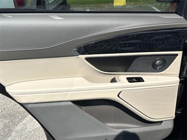 new 2025 Lincoln Nautilus car, priced at $64,171