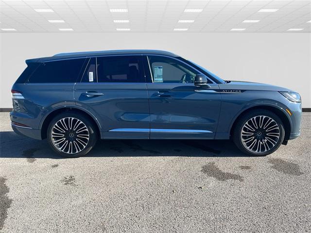 new 2025 Lincoln Aviator car, priced at $90,125