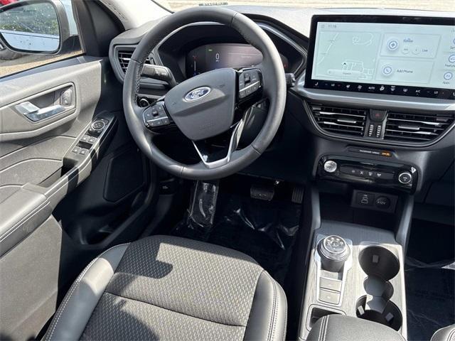 new 2025 Ford Escape car, priced at $30,251