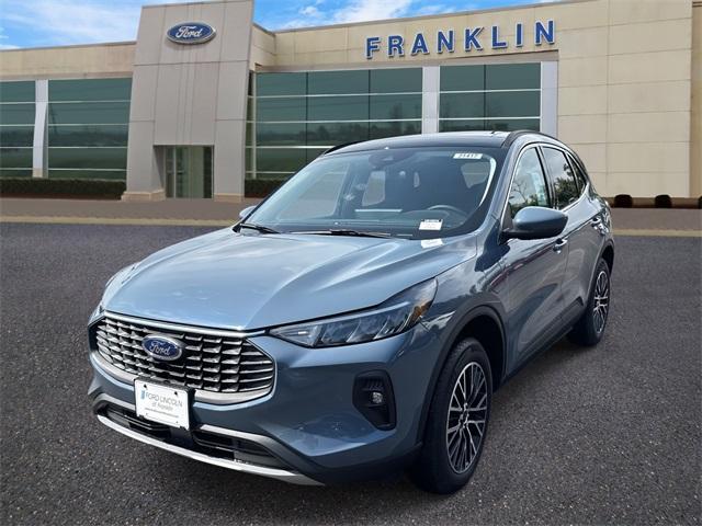 new 2025 Ford Escape car, priced at $30,251