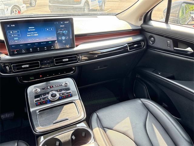 used 2022 Lincoln Nautilus car, priced at $36,804