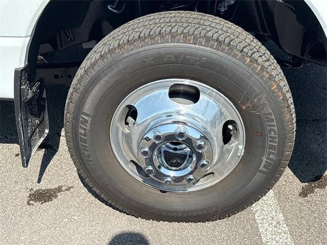 new 2025 Ford F-350 car, priced at $94,135