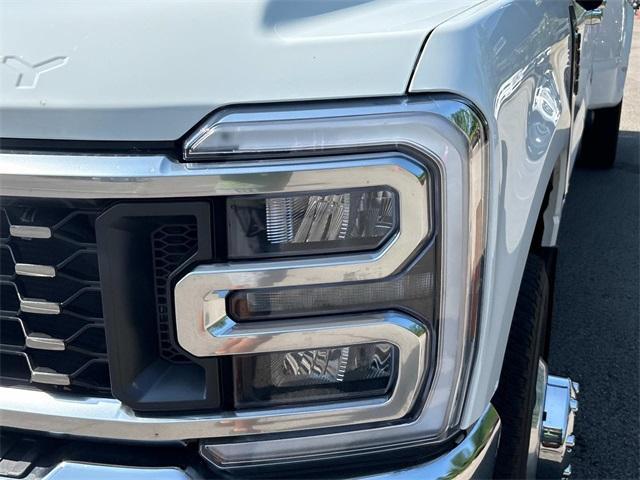 new 2025 Ford F-350 car, priced at $94,135